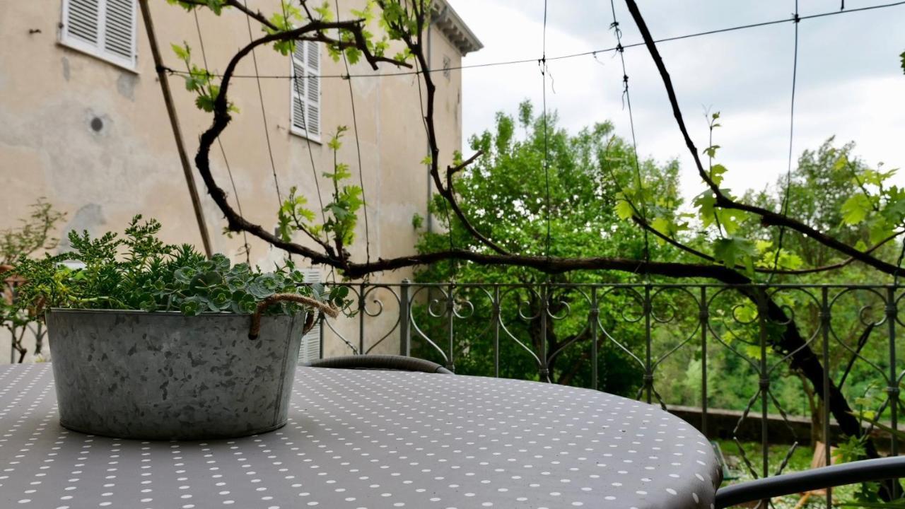 La Casa Di Giulia: Una Pausa In Collina Fubine Bagian luar foto
