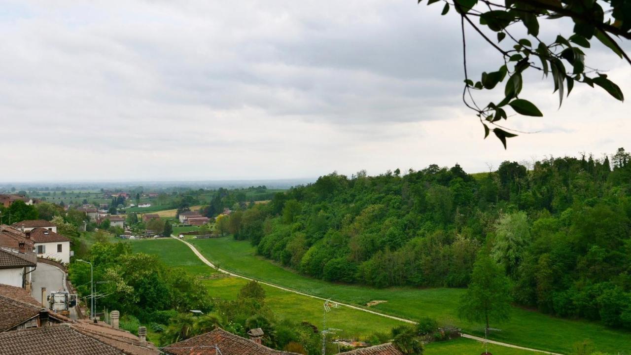 La Casa Di Giulia: Una Pausa In Collina Fubine Bagian luar foto